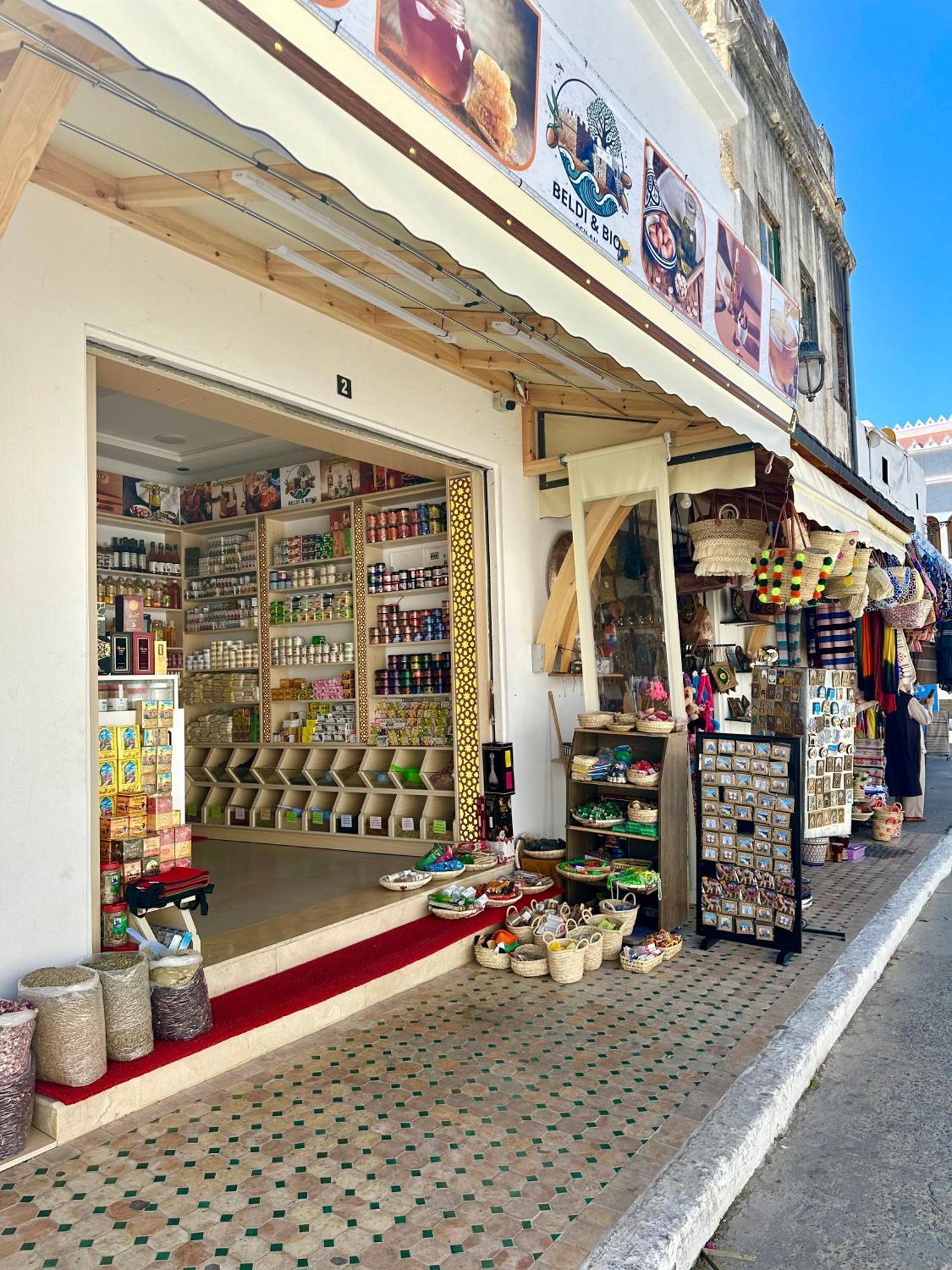Asilah Vip - Haut Standing - Vue Mer - Piscines - Plage A 5 Minute - Garage Privee - Acces Pmr Exterior photo